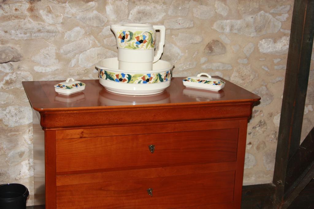 B&B La Tuquette Beaugas Room photo